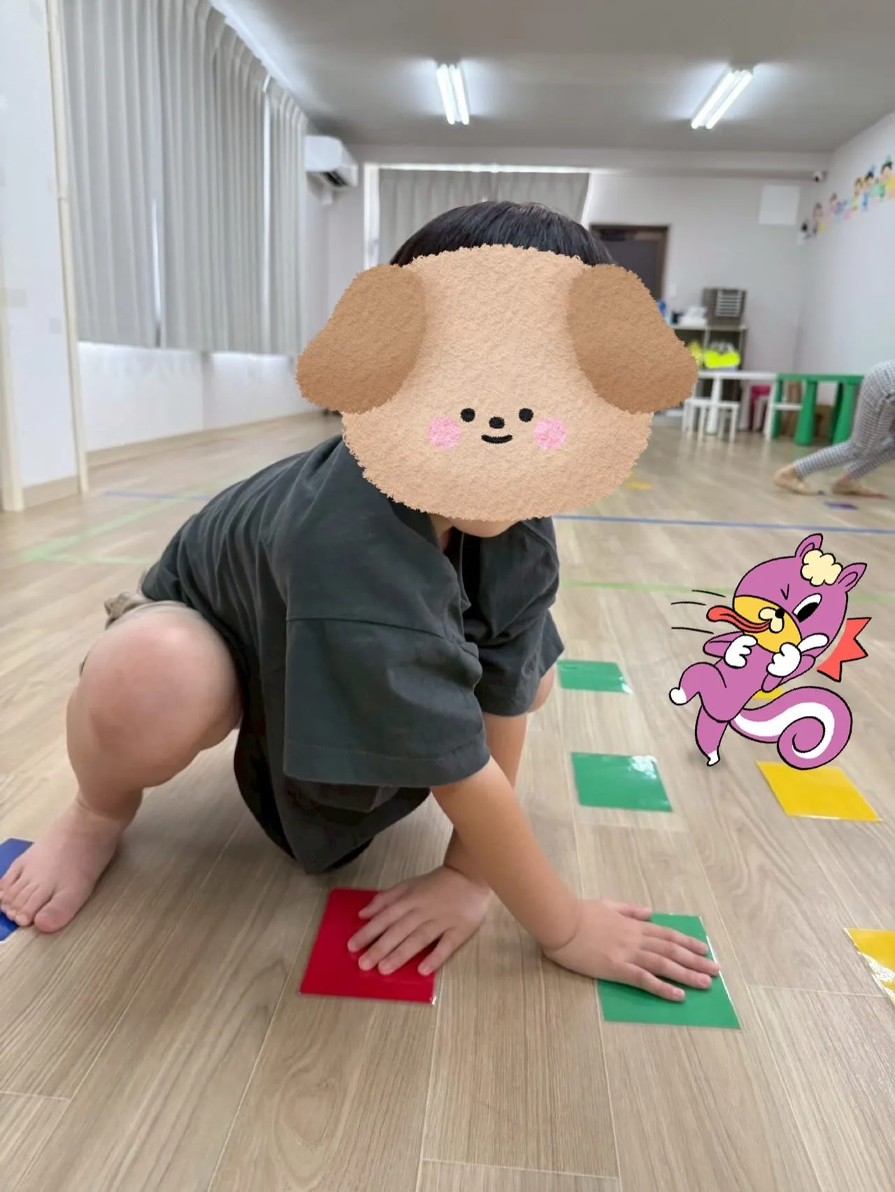 体幹強化•指示理解を目的としてひとりツイスターゲームをしまし...