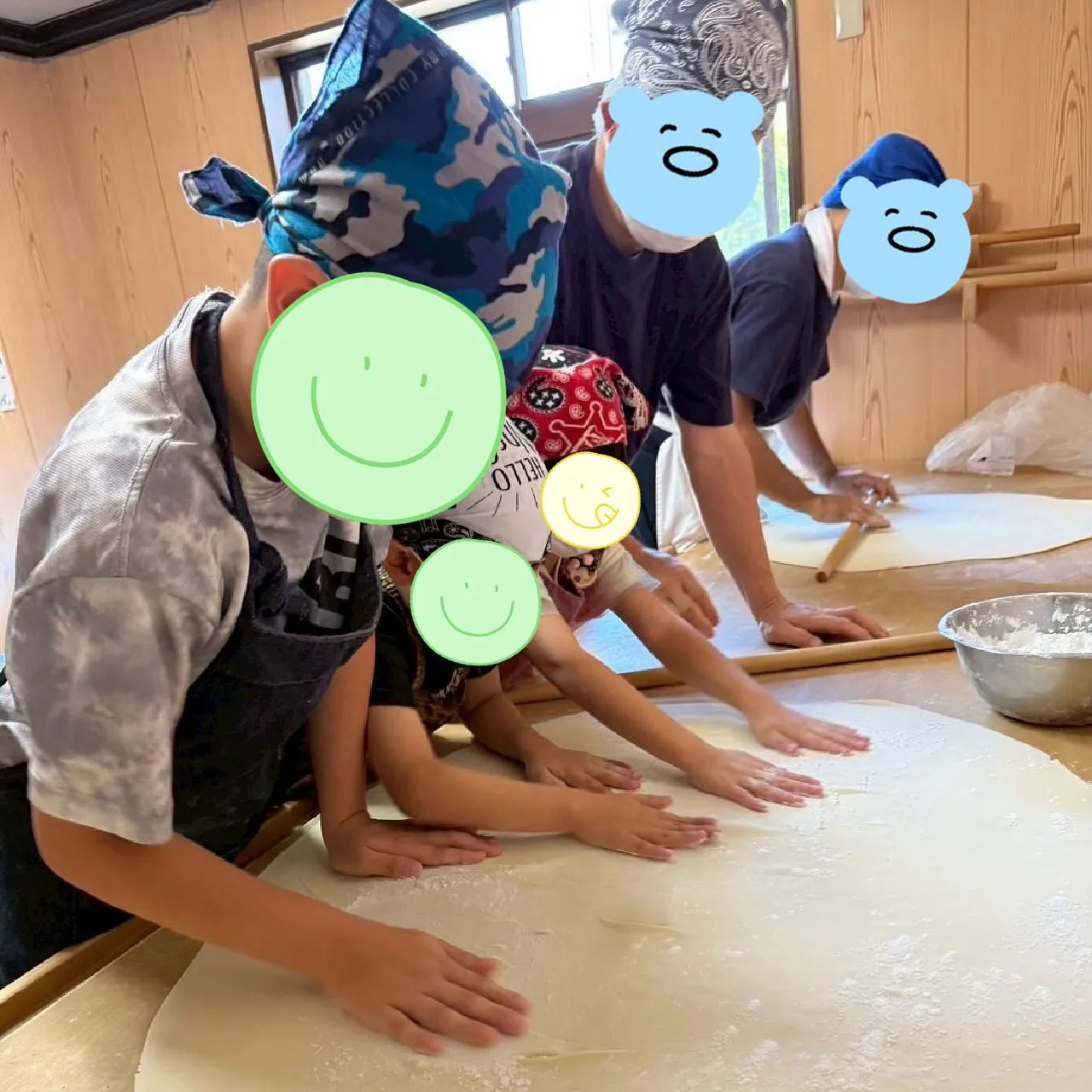 今日は、みんなで柏市にある手打ちうどん　むげんさんにて手打ち...
