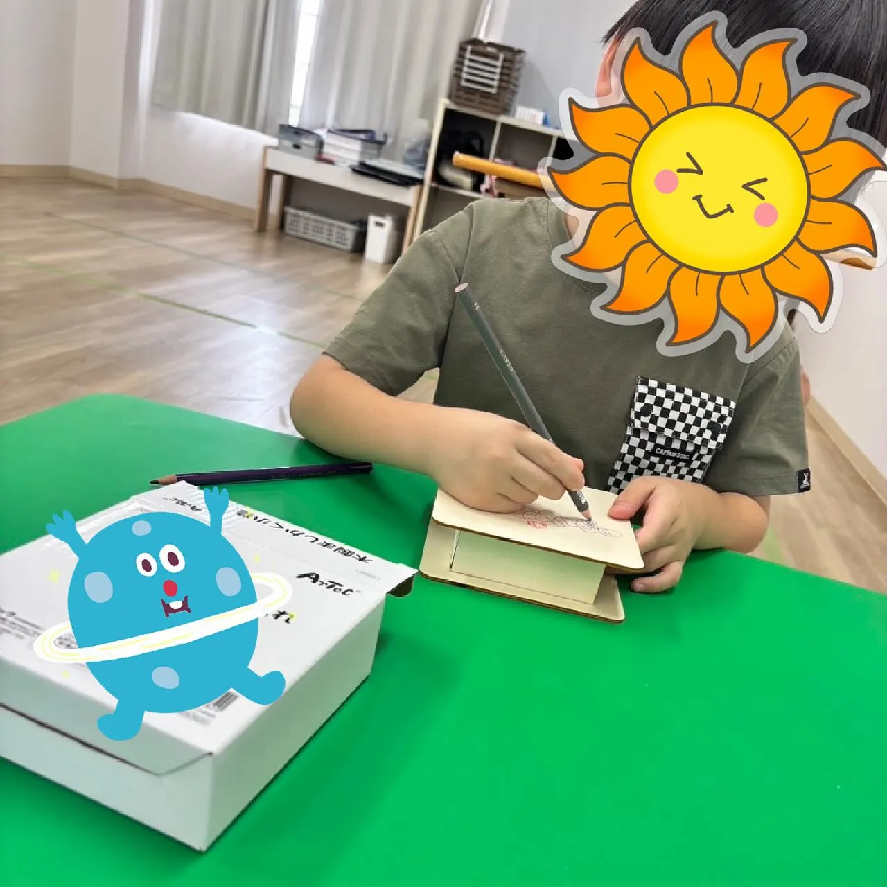 夏休み工作で小物入れを作りました♪